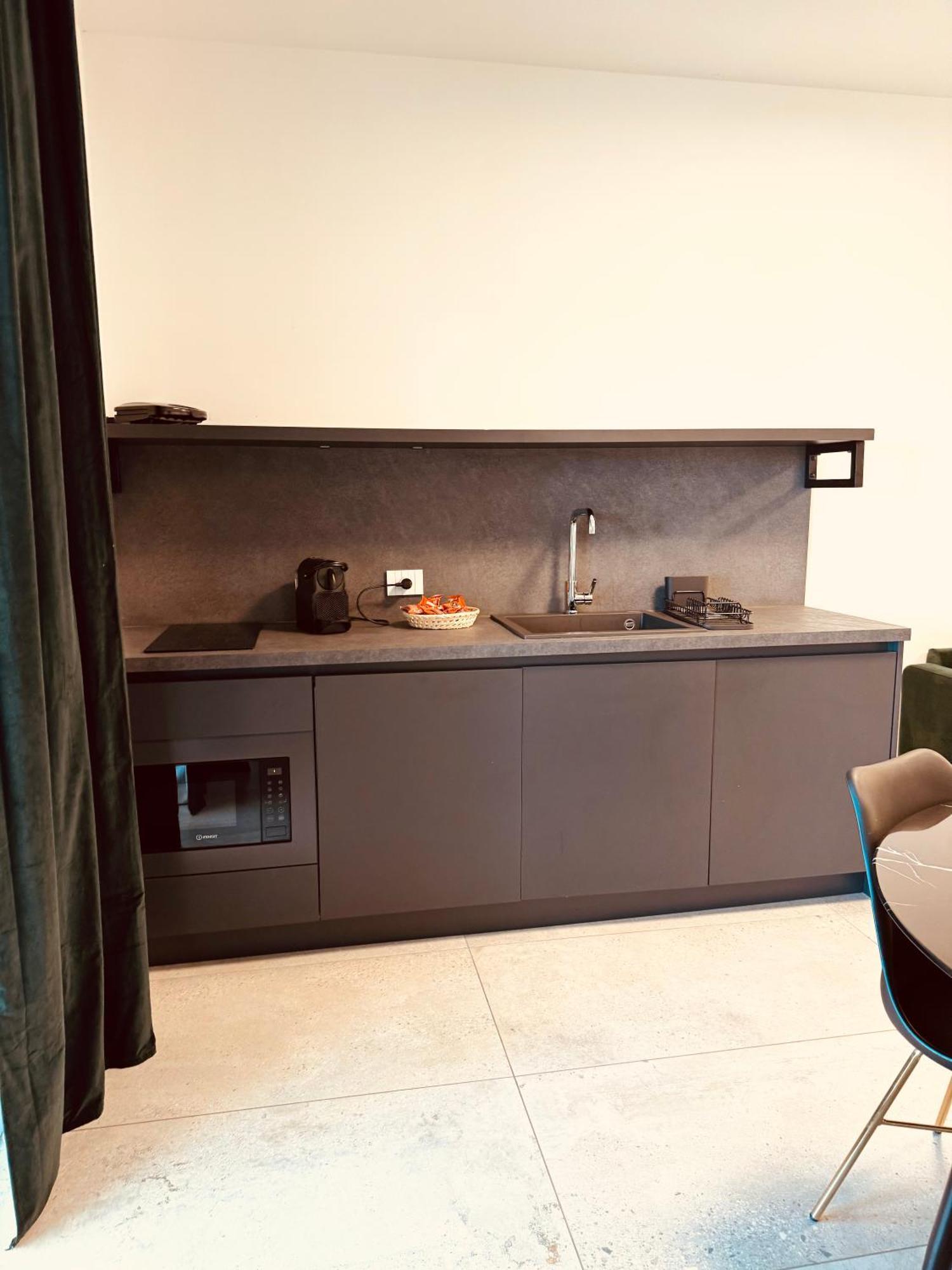 Marisabella Suite Spa 4 Барі Екстер'єр фото